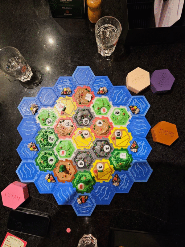 Catan Deluxe Edition - Image 5