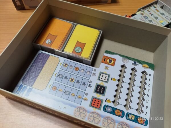 White Castle Insert - Image 3