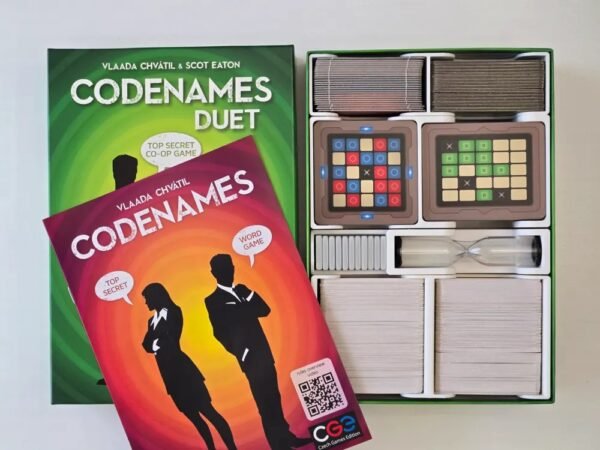 Codenames Game + Insert